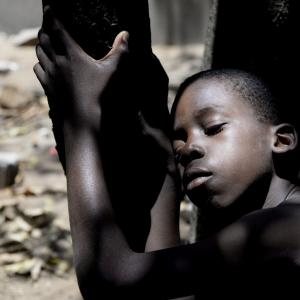 09 Nascosto temendo i rumori della vita 09 Nascosto temendo i rumori della vita