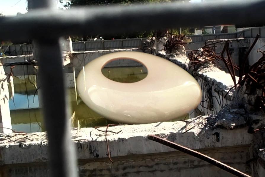 still broken No.1 - stagnant water below...