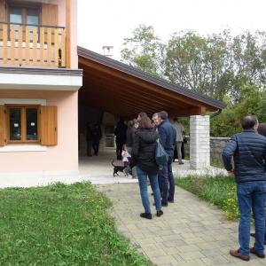 " Presentazione  Esposizione " Prospettive" al "Residence degli Ulivi" in località Aurisina Cave ( Trieste) per Opera " Fashion" . Presentation Exhibition " Prospettive" at the "Residence degli Ulivi" in Aurisina Cave ( Trieste) for Work " Fashion"