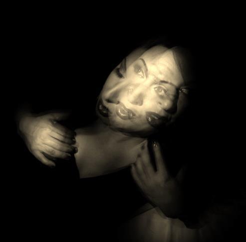 Flussi di genere nel vortice sospeso dell’essere a colloquio con la vita di Claudio Argentiero Flussi di genere nel vortice sospeso dell’essere a colloquio con la vita di Claudio Argentiero