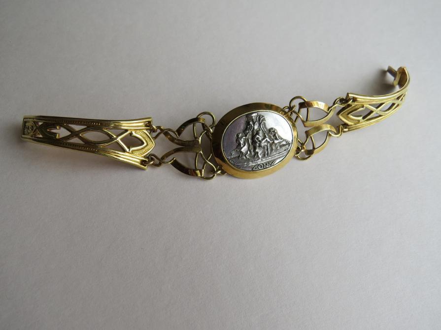 Roma in un bracciale