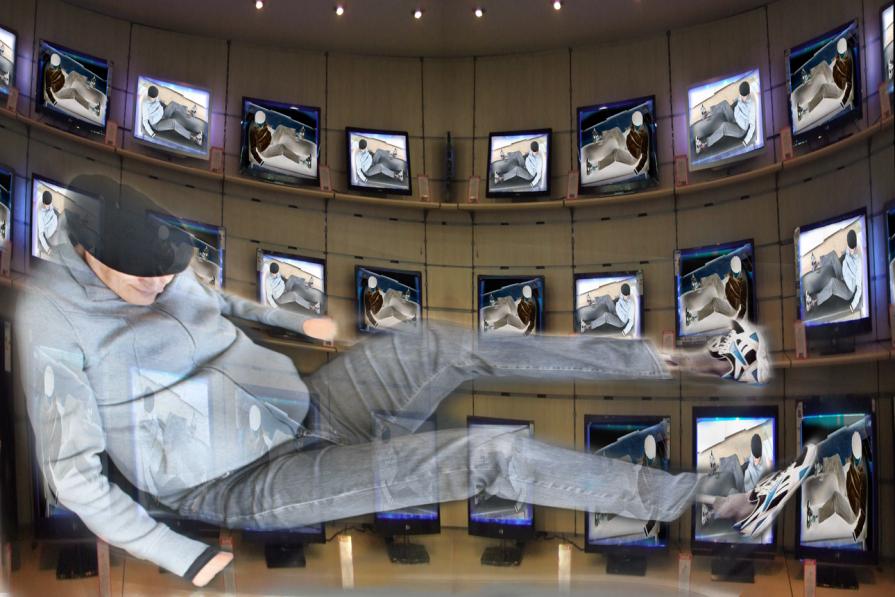 un manichino senza eta'..