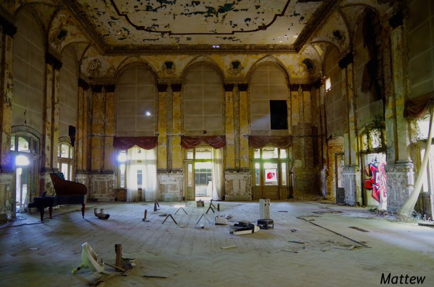 Abandoned BallHause Berlin