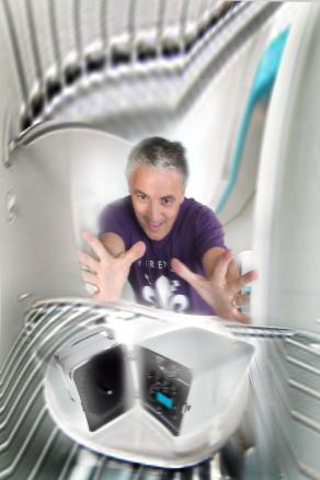 entro in casa, sento una musica che fa' l'eco...brrrrrrrrrrrrr brrrrrrrrrr