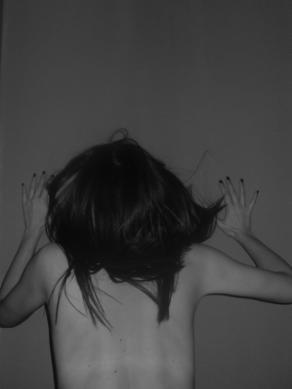 I climb on the walls smooth