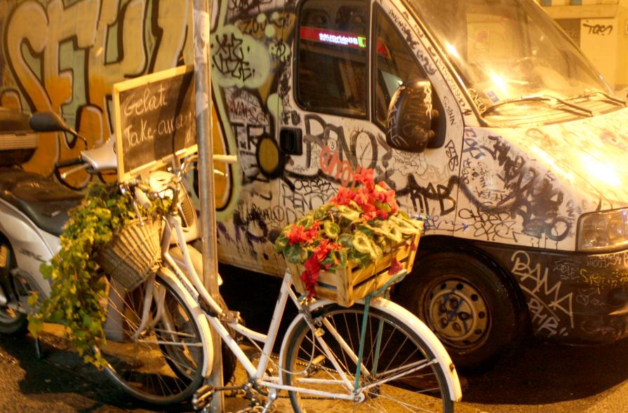 Spazi e tempi e scritte