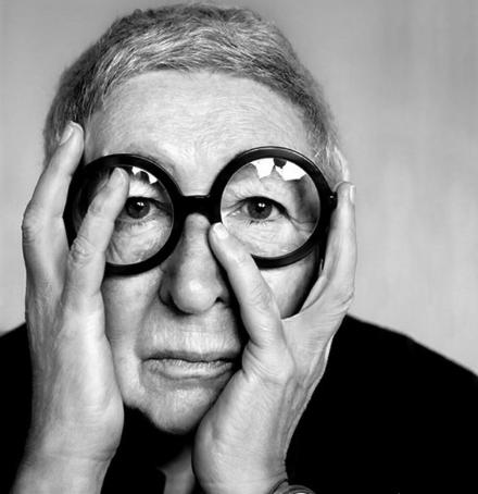 La proposta di Gae Aulenti: «Salviamo la Torre Velasca dalla vendita. Usiamola per l'Expo» La proposta di Gae Aulenti: «Salviamo la Torre Velasca dalla vendita. Usiamola per l'Expo»