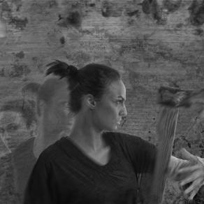 Mulieris cum securis