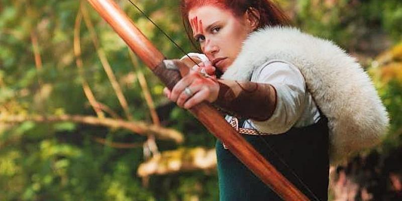 DOMINA IN FABULA (Cattive ragazze) DOMINA IN FABULA (Cattive ragazze)