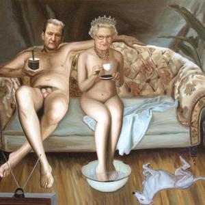 Exhibition Shows the Queen as She’s Never Been Seen Exhibition Shows the Queen as She’s Never Been Seen