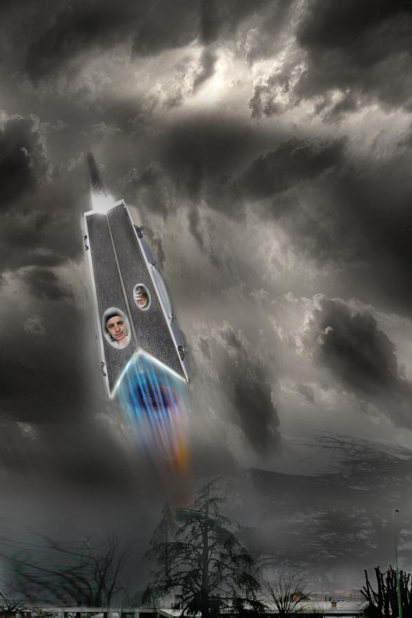 accompagno la scimmia,insieme nella valigia,in un dada viaggio.