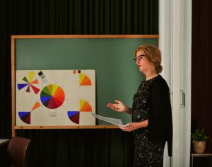 Trish Morrissey - Ten People in a Suitcase