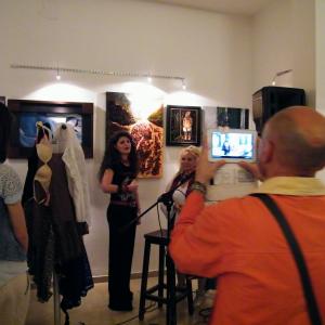  La Globalart presenta Isabella Capozzi POESIE IN MINORE. Venerdì 7 giugno Ore 19:30 POESIE IN MINORE Venerdì 7 giugno  Ore 19:30 la galleria GLOBALART nell’ambito I° Edizione del  Festival”GLOBALARTinternazionaleART”PROGETTO DI ROSA DIDONNA 30 MAGGIO - 1