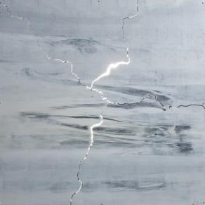 Serie: OLTRE / Acciaio