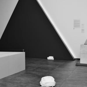 Sweeper Agents, 2014 mop robot, fabric 3 parts, Ø 29 cm, h: 5 cm Sweeper Agents, 2014 mop robot, fabric 3 parts, Ø 29 cm, h: 5 cm