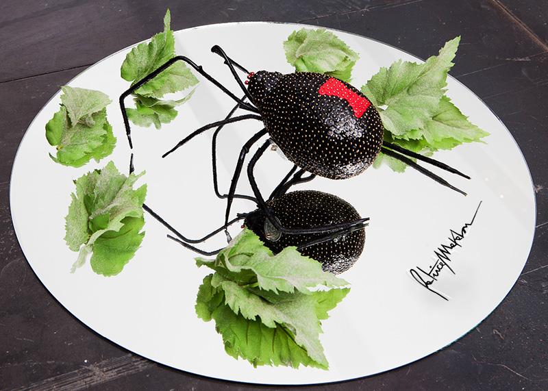 BLACK WIDOW "L' uovo ragno" by Patrice Makabu per L' ARTE NELL' UOVO DI PASQUA di Sergio Valente XII BLACK WIDOW "L' uovo ragno" by Patrice Makabu per L' ARTE NELL' UOVO DI PASQUA di Sergio Valente XII