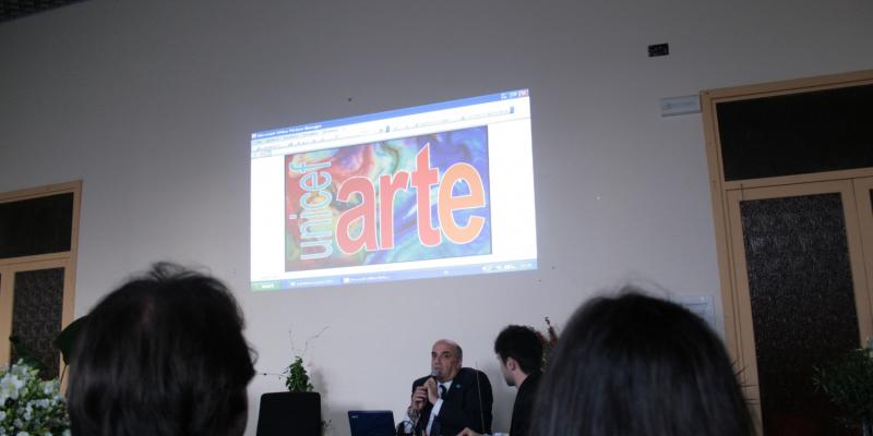 UNICEF Arte - 100 painters and the smile of Roberta