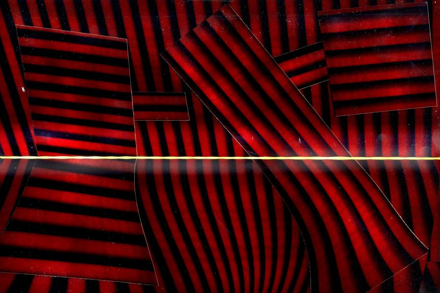 tutto si deteriora in polvere.