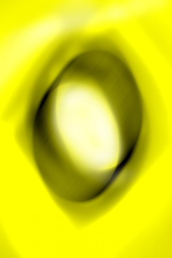 stride il giallo limone.