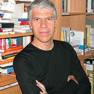 You See Me - 3rd edition of Visible White Photo & Video Prize