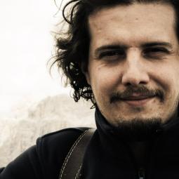 Bialoczarny c/o KowalskiStudio