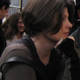 Julia Draganovic Julia Draganovic