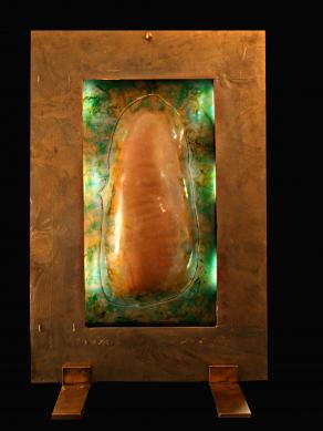 scultura materiali vari vetro ottone legno