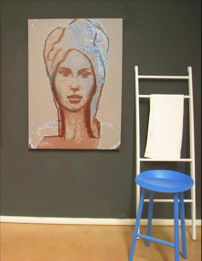 RAGAZZA CON TURBANTE AL BAGNO