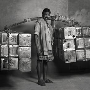 OIL TIN CANS RESELLER, $21 WEEKLY, 2011